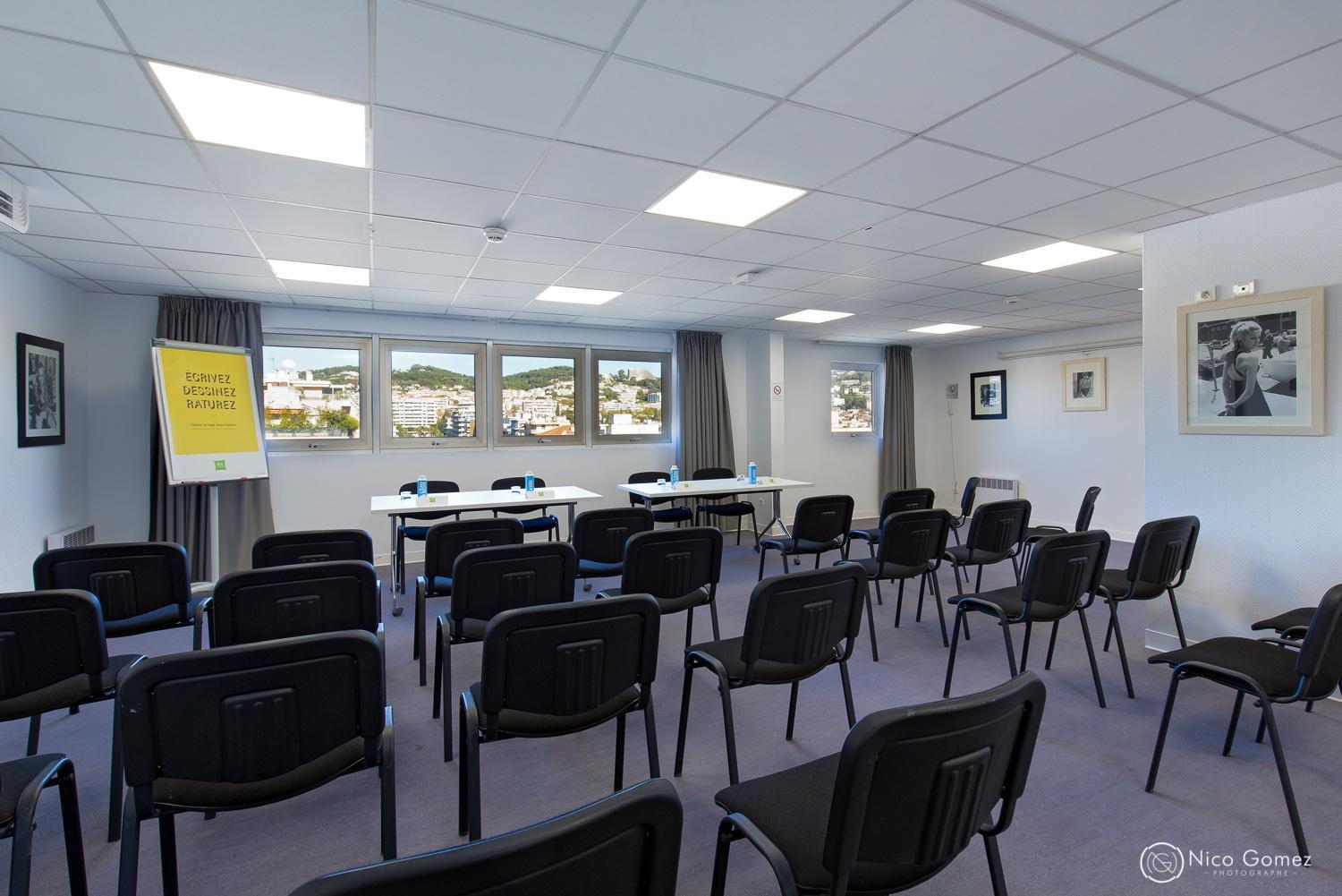 Ibis Styles Cannes Hotel 3*
